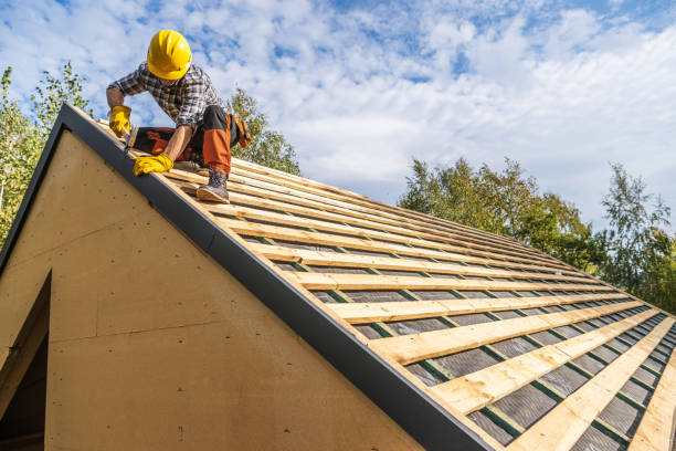 Best Residential Roofing Contractor  in Holyoke, MA